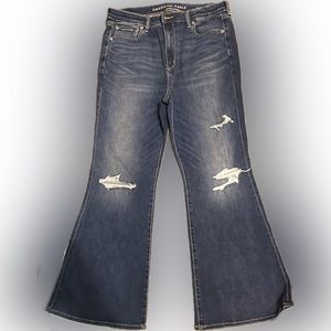 American Eagle Super Hi-Rise Flare 16 short